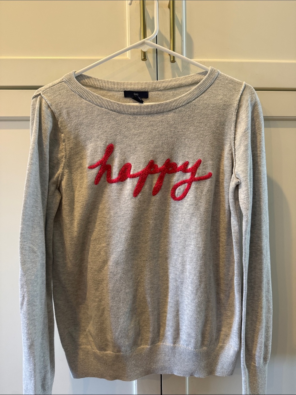 Gap Gray 'happy' Sweater with pink Script medium 100% cotton